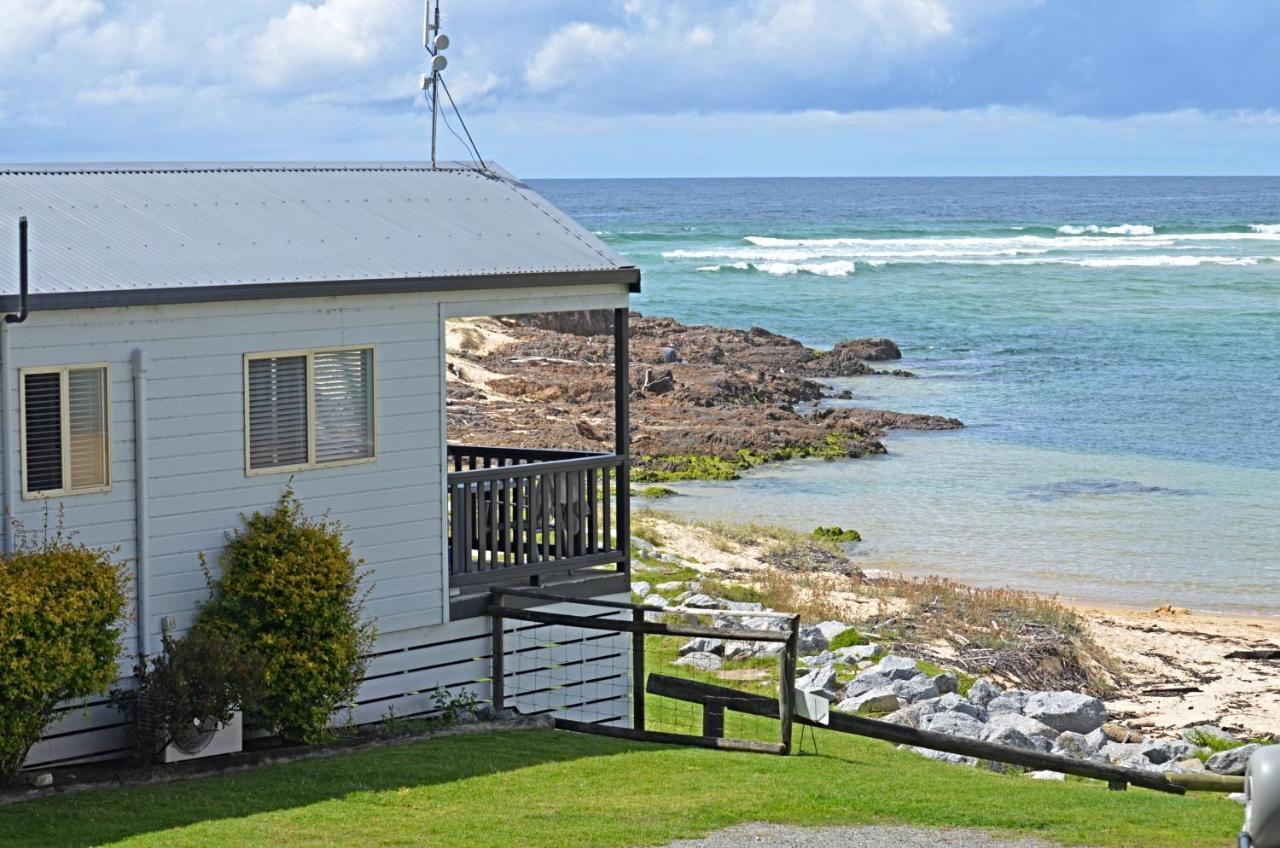 Tuross Beach Cabins & Campsites Tuross Heads Exterior foto